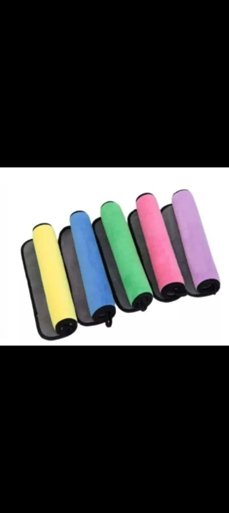 Microfiber car cleaning cloth