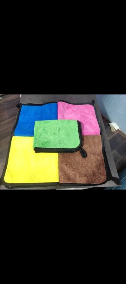 Microfiber car cleaning cloth